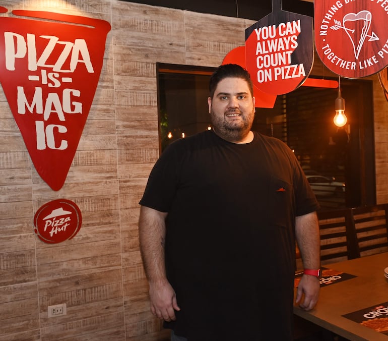 Marcelo Amarilla, gerente de marketing de Pizza Hut.