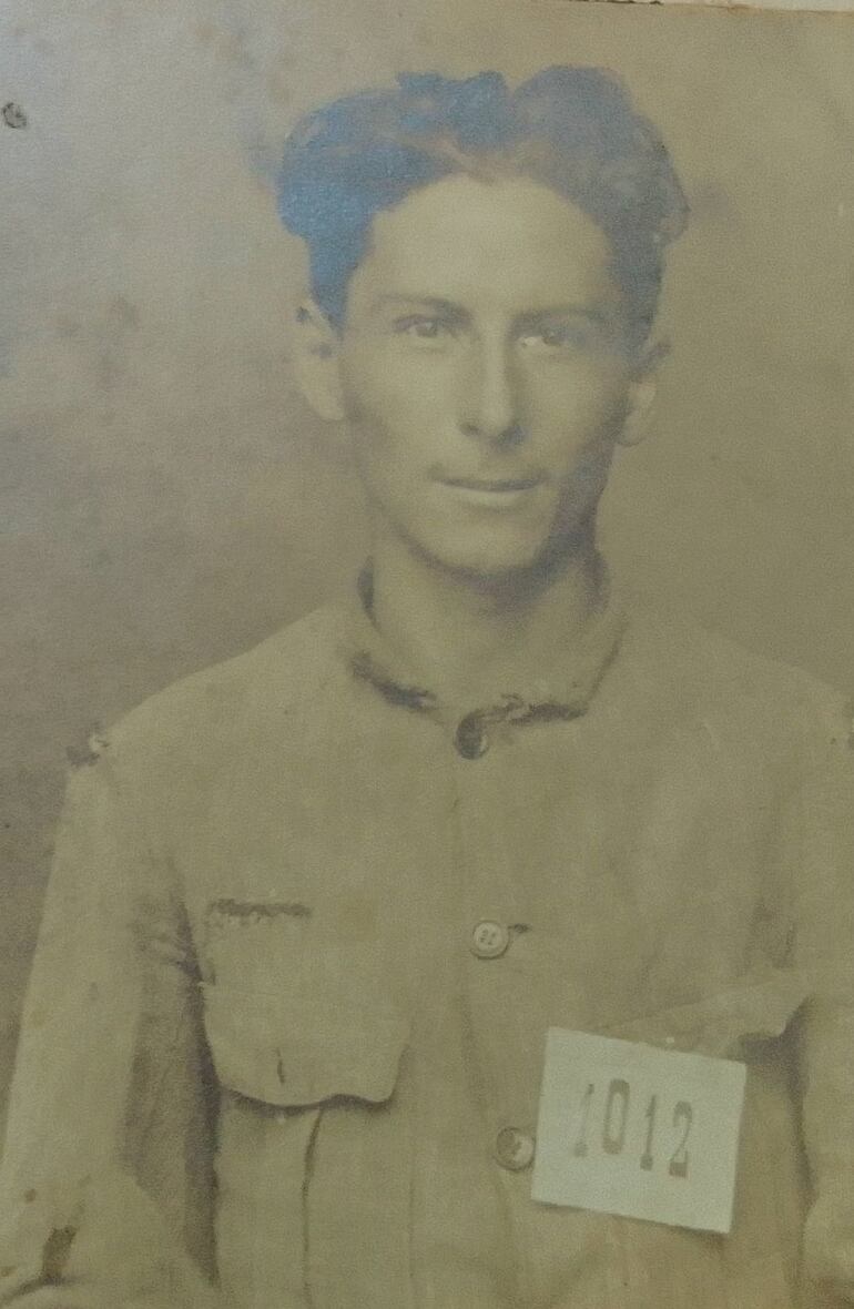 Pedro Viñales, mecánico, nacido el 13 de mayo de 1901 en Asunción.