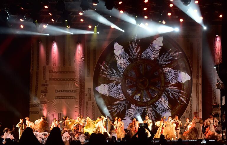 Shows musicales de la última edición de los festejos por el aniversario de la Fundación de Asunción.