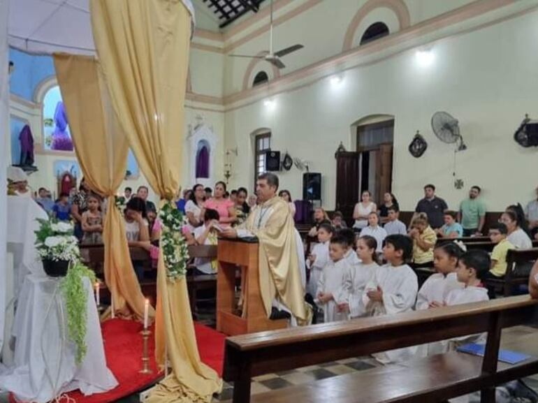 Celebración de la Última Cena del Señor el jueves en la catedral de Fuerte Olimpo.