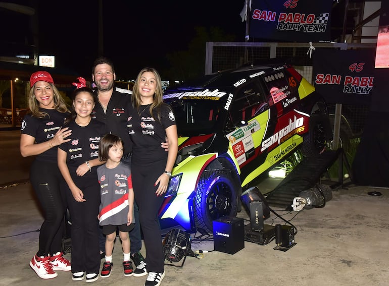 Francisco “Pachi” Delgado, apoyado por toda su familia, va con su copiloto Juan Cabrera al Chaco con el objetivo de repetir podio.