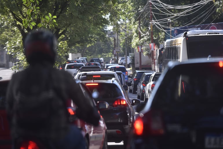 Hoy se recuerda el Día Mundial sin auto. En Paraguay, es el medio de transporte más utilizado actualmente.