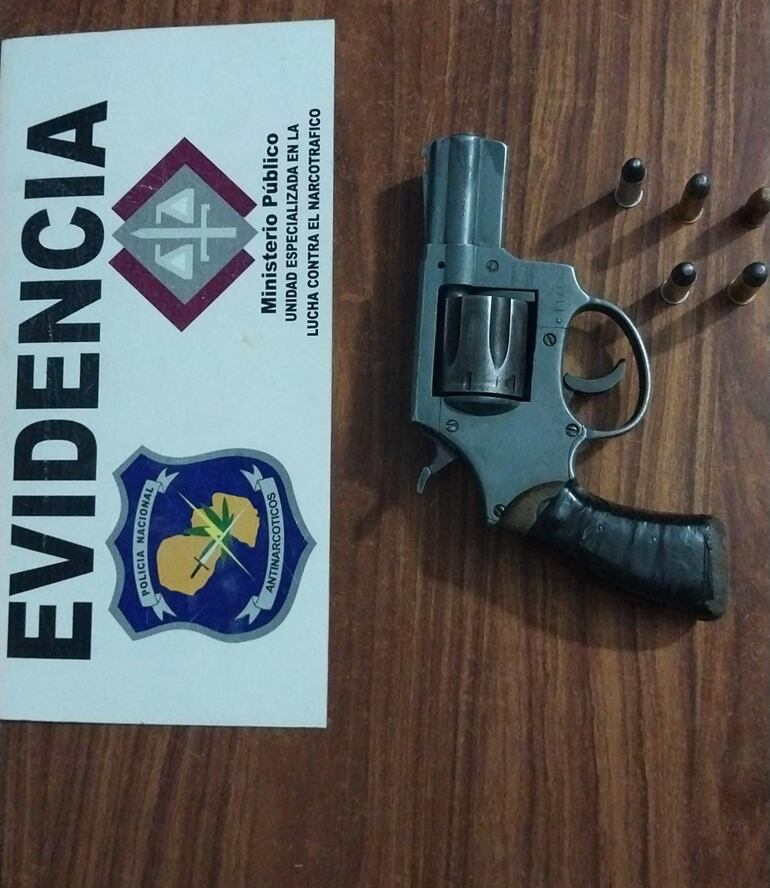 Detienen en Sajonia a un hombre con tres órdenes de captura por homicidio