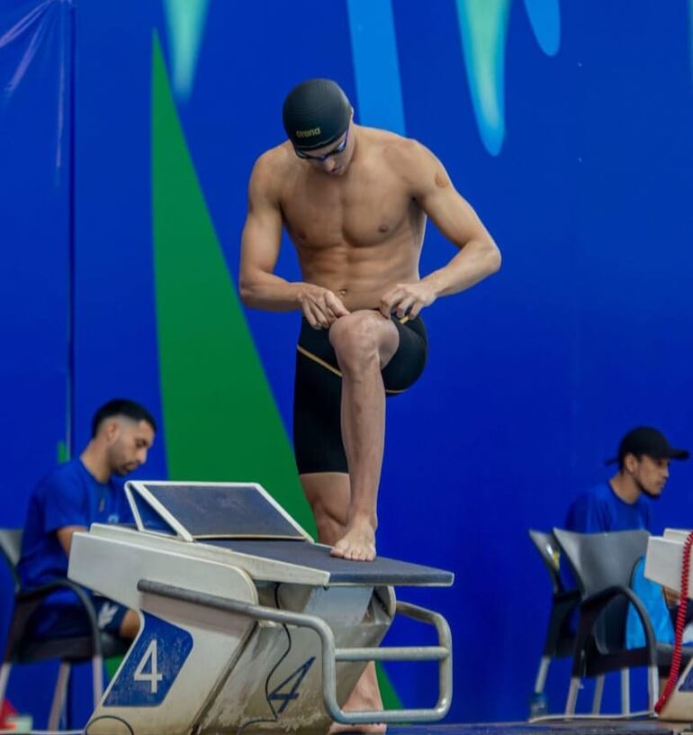 El nadador Maximiliano Benítez Secchia el 4 de enero emprenderá viaje rumbo a Estados Unidos, donde estudiará Ciencias del Deporte con una beca deportiva en Emmanuel University, en el estado de Georgia. (Gentileza)