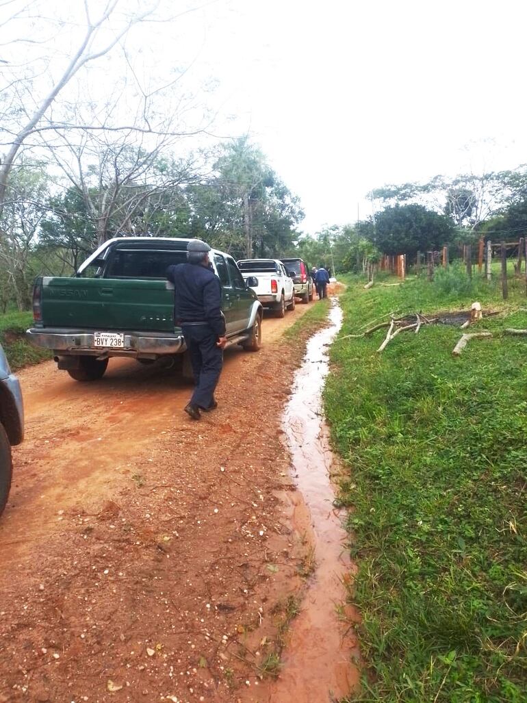 Los auditores fiscalizaron el camino vecinal del Cerro San Antonio.