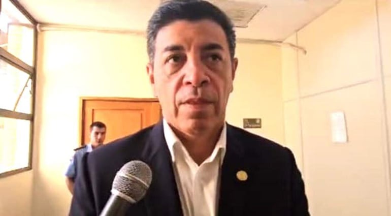 Ministro Víctor Ríos.