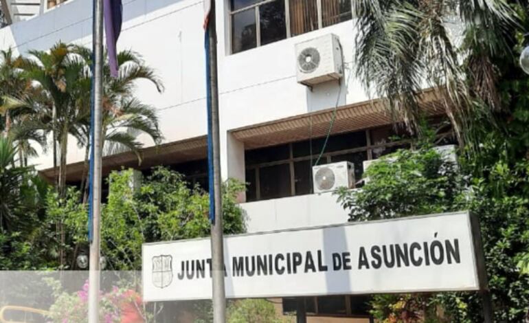 Fachada del edificio de la Junta Municipal de Asunción.