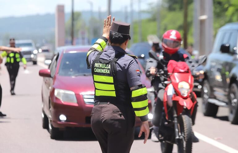 Amplio operativo de seguridad y control para la final de la Copa Sudamericana en Paraguay.