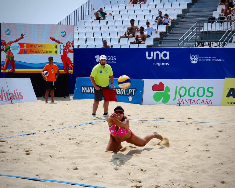 Michelle Sharon Valiente nos representará en vóleibol playa en Santa Marta.