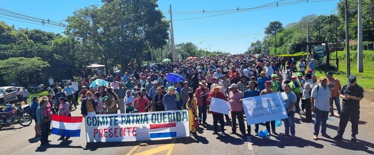 Campesinos, piden al Gobierno Nacional una asistencia rápida, con kits de alimentos.