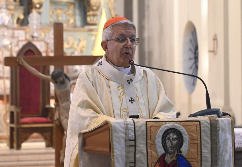 Cardenal Adalberto Martínez. 