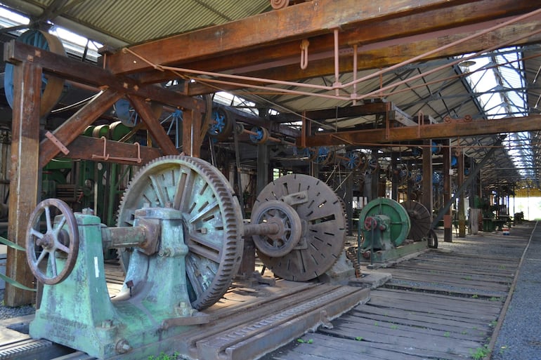 El taller del trenes donde se fabrican los repuestos se encuentra en el distrito de Sapucái.
