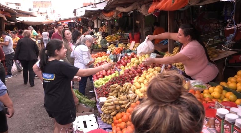 El resultado de la inflación cero de octubre estuvo influenciaba principalmente por las reducciones en el rubro de alimentos. Solo el rubro de frutas y verduras registró una variación del -6,4%