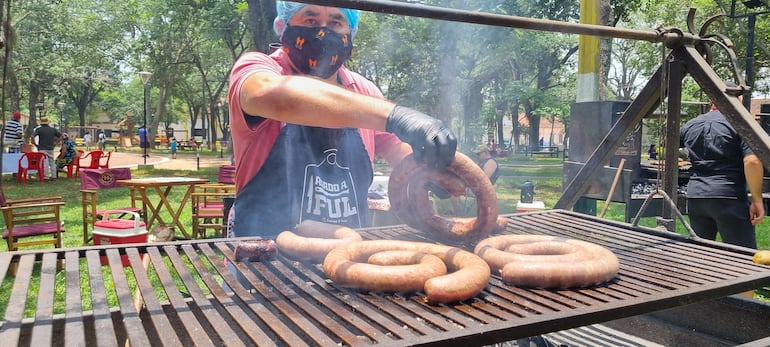 Arranca la fiesta gastronómica en la capital de Misiones.