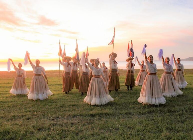 La obra denominada “Paraguay, tierra gloriosa con alma vibrante” en Bélgica, España y Francia.