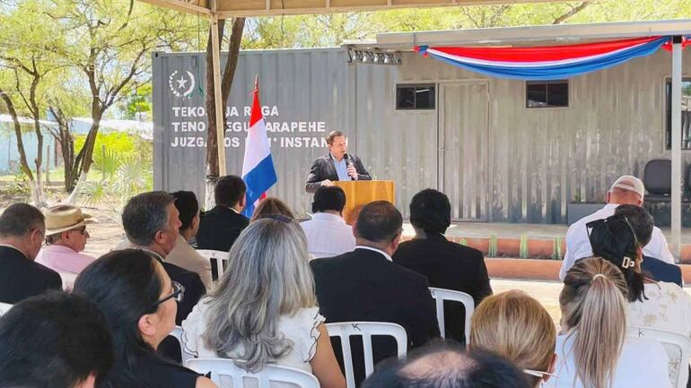 El ministro Alberto Martínez Simón en la inauguración del Juzgado de Primera Instancia de Carmelo Peralta.