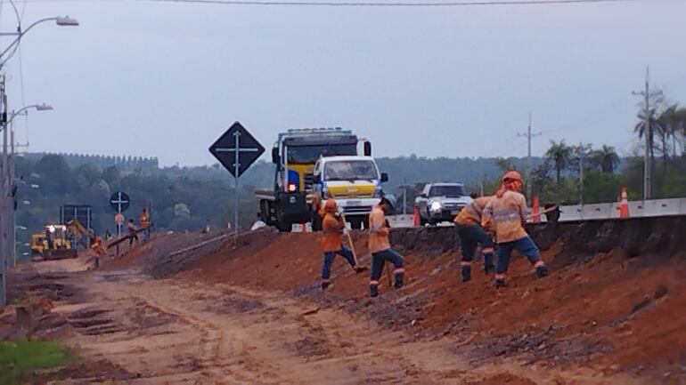 Rutas del Este realizó una reparación "chapucera" en la ruta PY02.