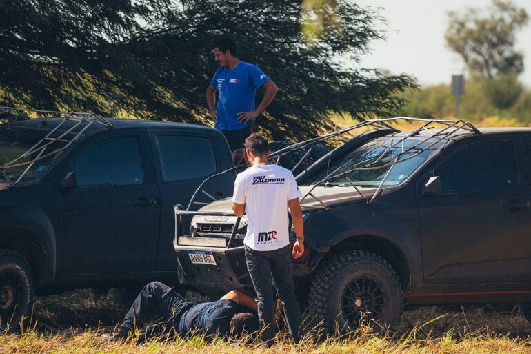 Los integrantes del MZR y Automotor Rally Team estuvieron por el Chaco (Foto: Nicolás Ermakoff).