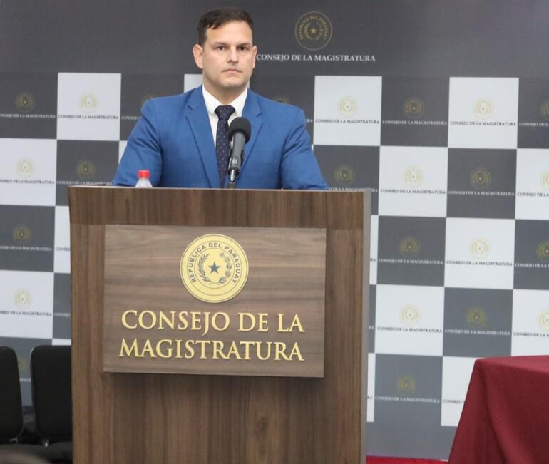 Dr. Rolando Augusto Ozuna, en la audiencia pública para defensor general. 