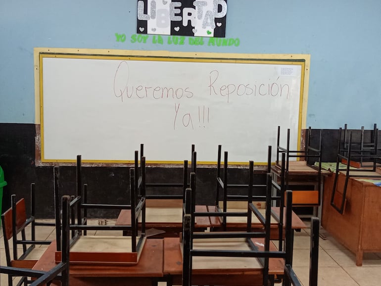 Los alumnos no asistieron a clases este lunes en repudio a la falta de reposición de rubro.