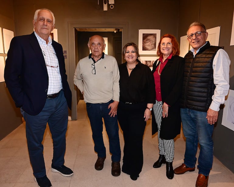 Jorge Gross Brown, Selmo Martínez, Lilian Ojeda, Cristina Paoli y Pablo Ávila. 