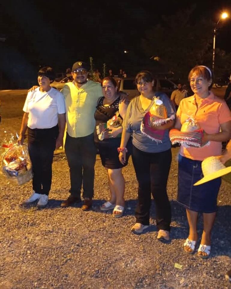 La iluminación de la ciudad fue una actividad que se realizó para las celebraciones de fin de año.