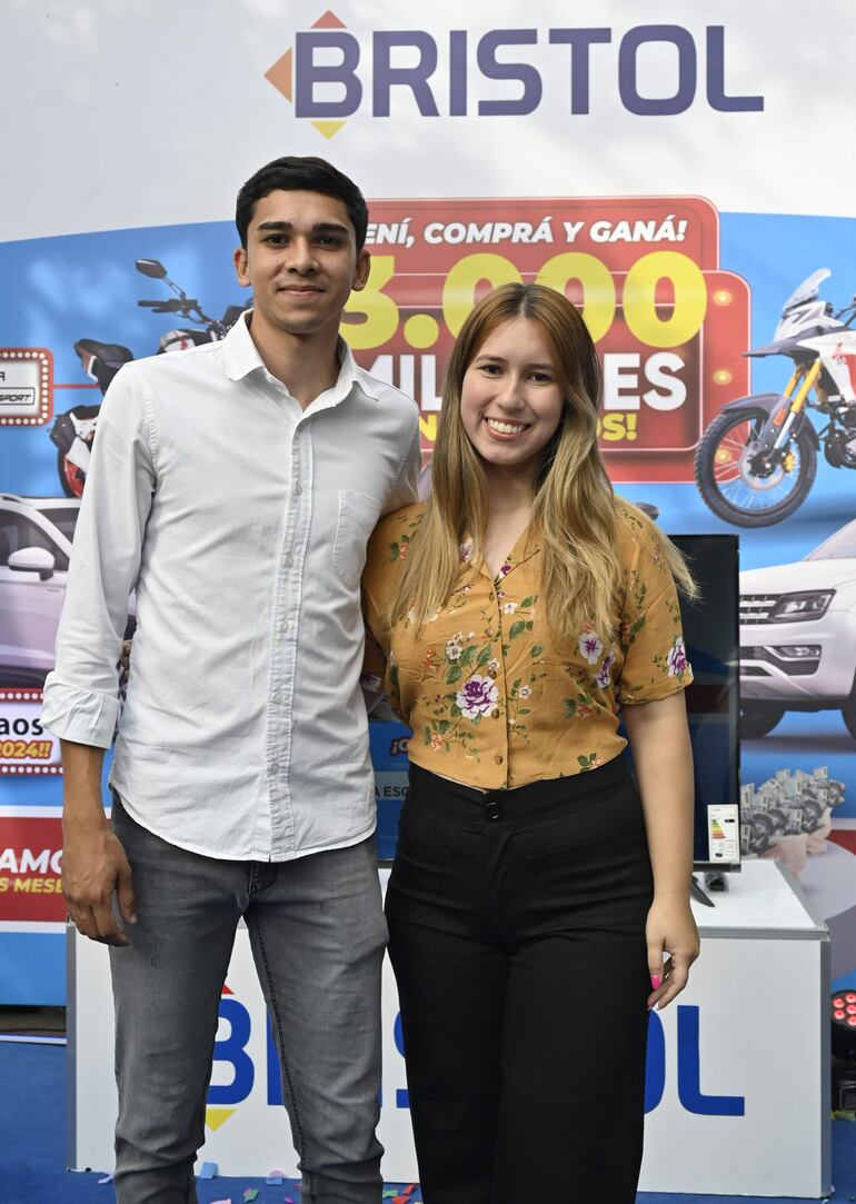 Gerardo Pintos y Abigail Pando.