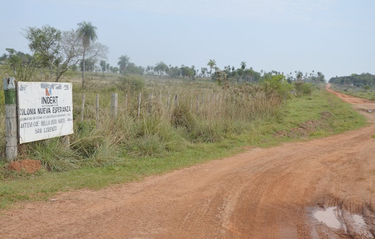 Las tierras de Antebi Cue, que debían ser destinadas a la Reforma Agraria, quedaron en manos de ganaderos, narcotraficantes y políticos. Allí se instaló el establecimiento ganadero del clan Mota.