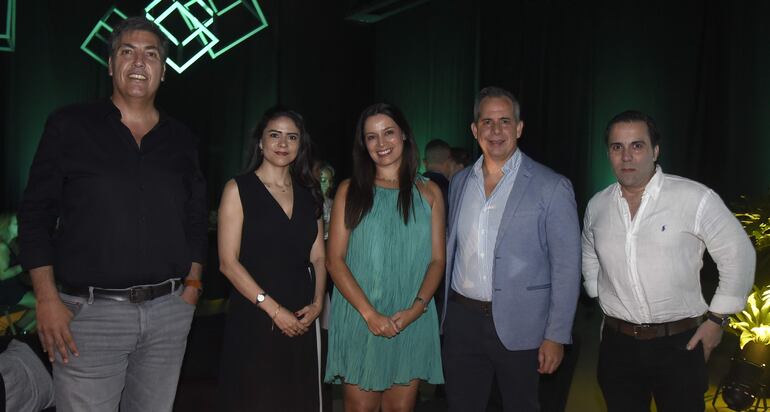 Rubén Monte de Oca, Gisele Fernández, Verónica Rojas, Daniel Galeano y Carlo Palumbo.