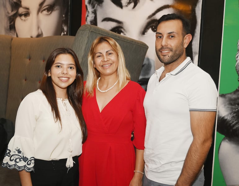 Guadalupe Gómez, Olivia Cantero y Rodolfo León. 