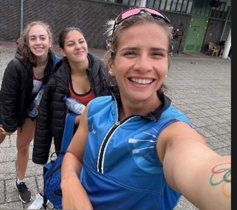 Ale Alonso, Fiorela Rodríguez y Adriana Sanabria en Amsterdam.