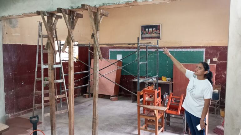 En total fueron cambiados más de 487 de más de cincos aulas de la escuela y colegio, como la refacción de las puertas, ventanas, cambio completo de las mampostería de la mayoría de las aulas que ya estaban en un avanzado deterioro.