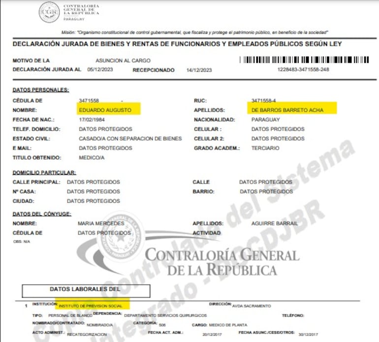 En su declaración jurada consignó su cargo en IPS. También sigue apareciendo en la planilla actualizada a noviembre, última disponible.