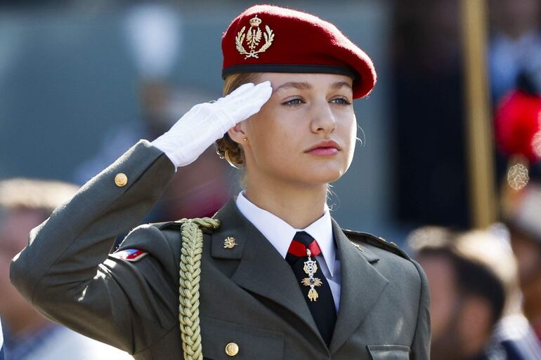 La princesa de Asturias, Leonor, este jueves en el desfile del Día de la Fiesta Nacional en Madrid, presidido por los reyes de España.