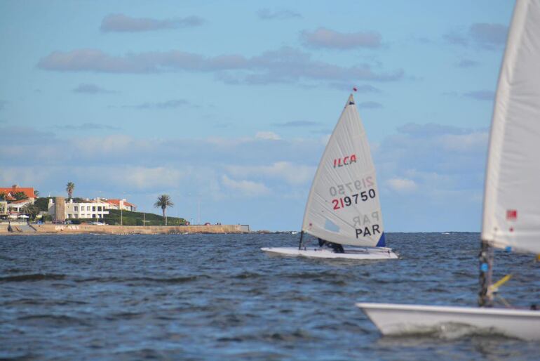 Sebastián Fernando Leri Petersen (7/11/2002), oro en Uruguay.