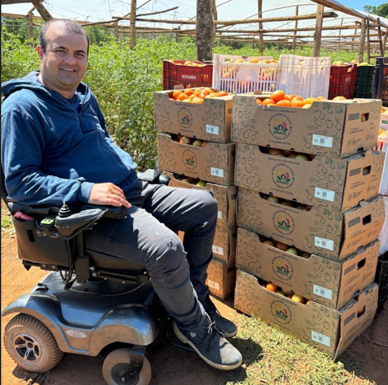 Ángel Balbuena y el desafío de un productor frutihortícola con discapacidad.