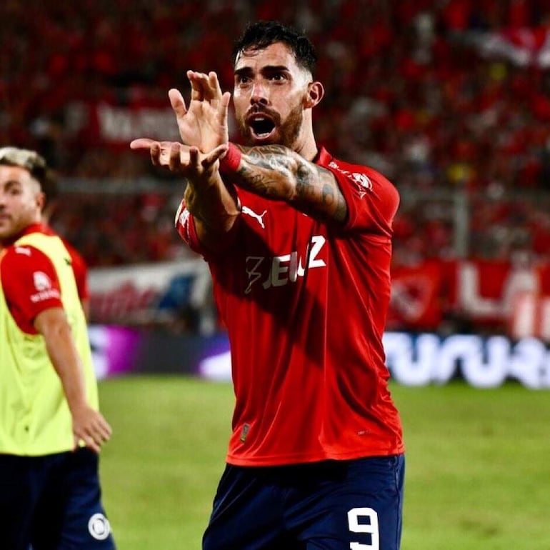 Gabriel Ávalos, tras su primer gol en Independiente.