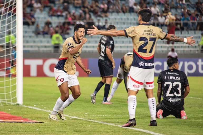 Cerro Porteño goleó en Venezuela y viene casi con la clasificación en el bolsillo