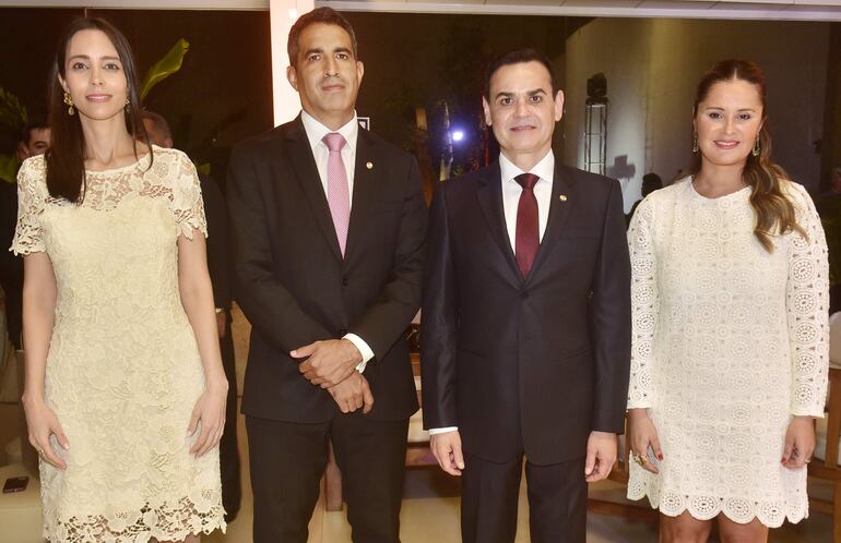 Antonella Albertini, Alberto Caballero, presidente de la ADEP, el Canciller Nacional, Rubén Ramírez y María Asunción Heisele.