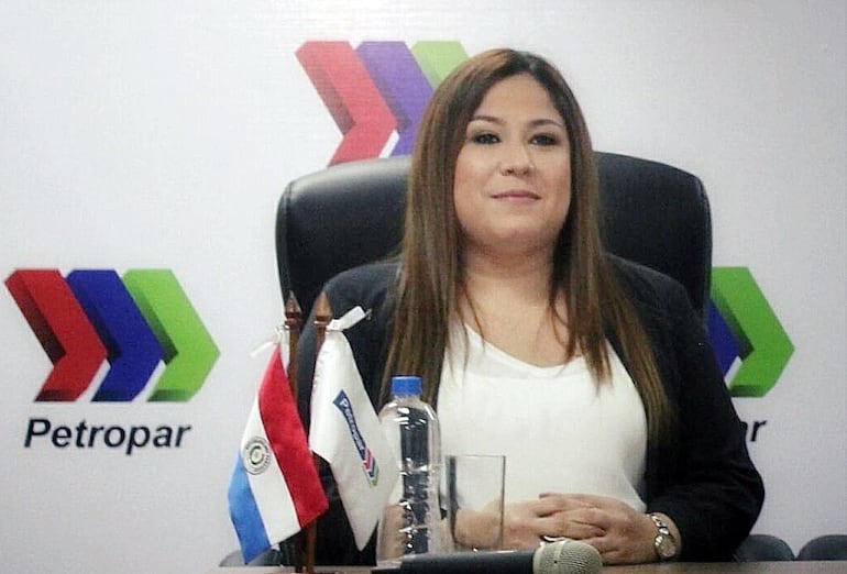 Solo se divulga la primera DJ de Patricia Samudio, extitular de Petropar.