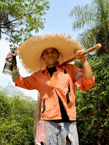 Karai Octubre durante una representación realizada para la celebración del karu guasu.