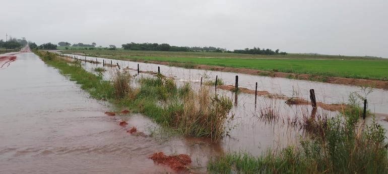 Santiago: lluvias dejan incomunicados a pobladores de San Felipe