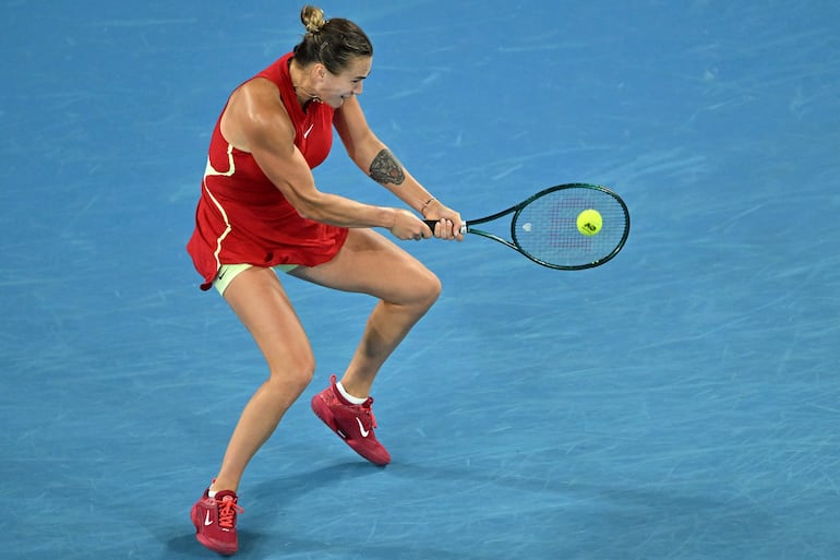 La bielorrusa Aryna Sabalenka, N.2 del mundo y vigente campeona del Australia Open, se impuso con solvencia a la estadounidense Amanda Anisimova, en dos sets.