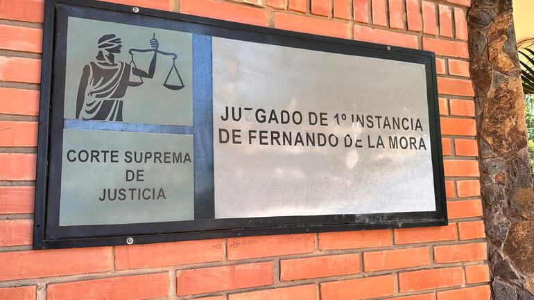 Video: esto pasó cuando abogada cuestionó restricción de ingreso por vestimenta al Poder Judicial