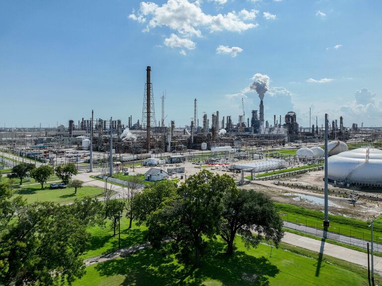 Refinería de petróleo en Houston, Texas.