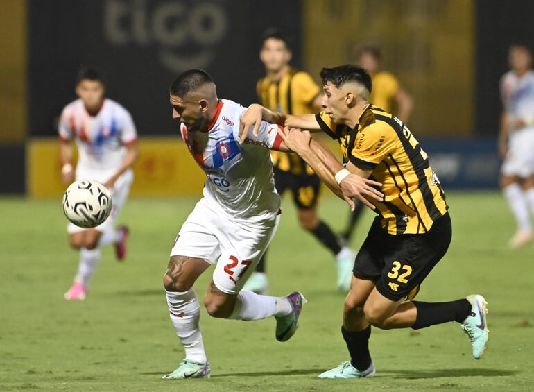 Guaraní y Cerro Porteño consiguieron un empate que no le sirve a ninguno