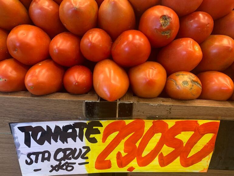 Tomate Santacruz, a G. 23:050 por kilogramo, en supermercados de nuestra Capital.