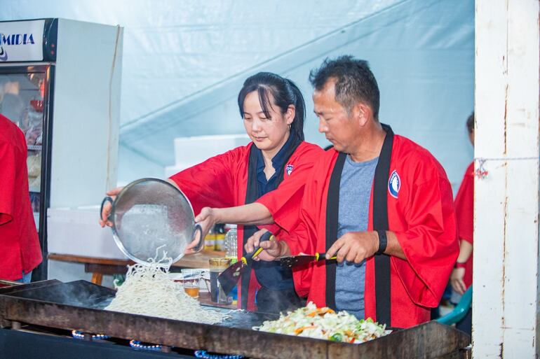 La gastronomía japonesa no puede faltar en la Expo Yguazú.