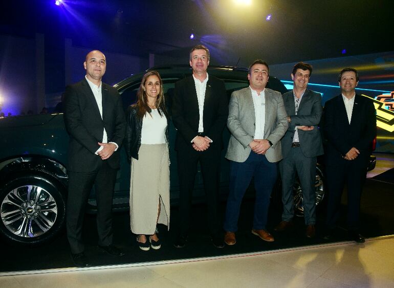 Álvaro Espínola, Isabel Hrepich, Marcus Oliveira, Sebastián Caballero, Gabriel Alabarce y Bernardo García en el lanzamiento.