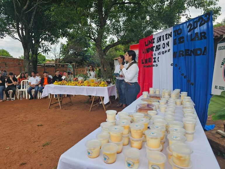 Almuerzo llega a escolares de Ybycuí.